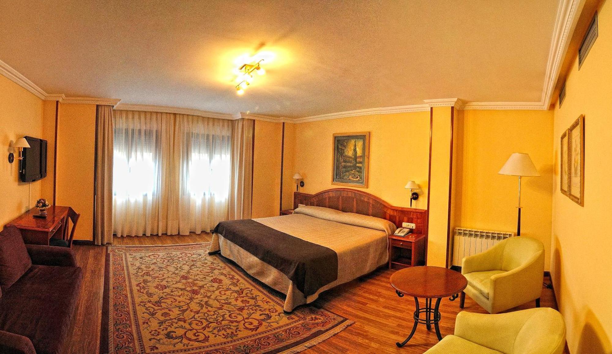 Hotel Alisi Aranda de Duero Exteriér fotografie
