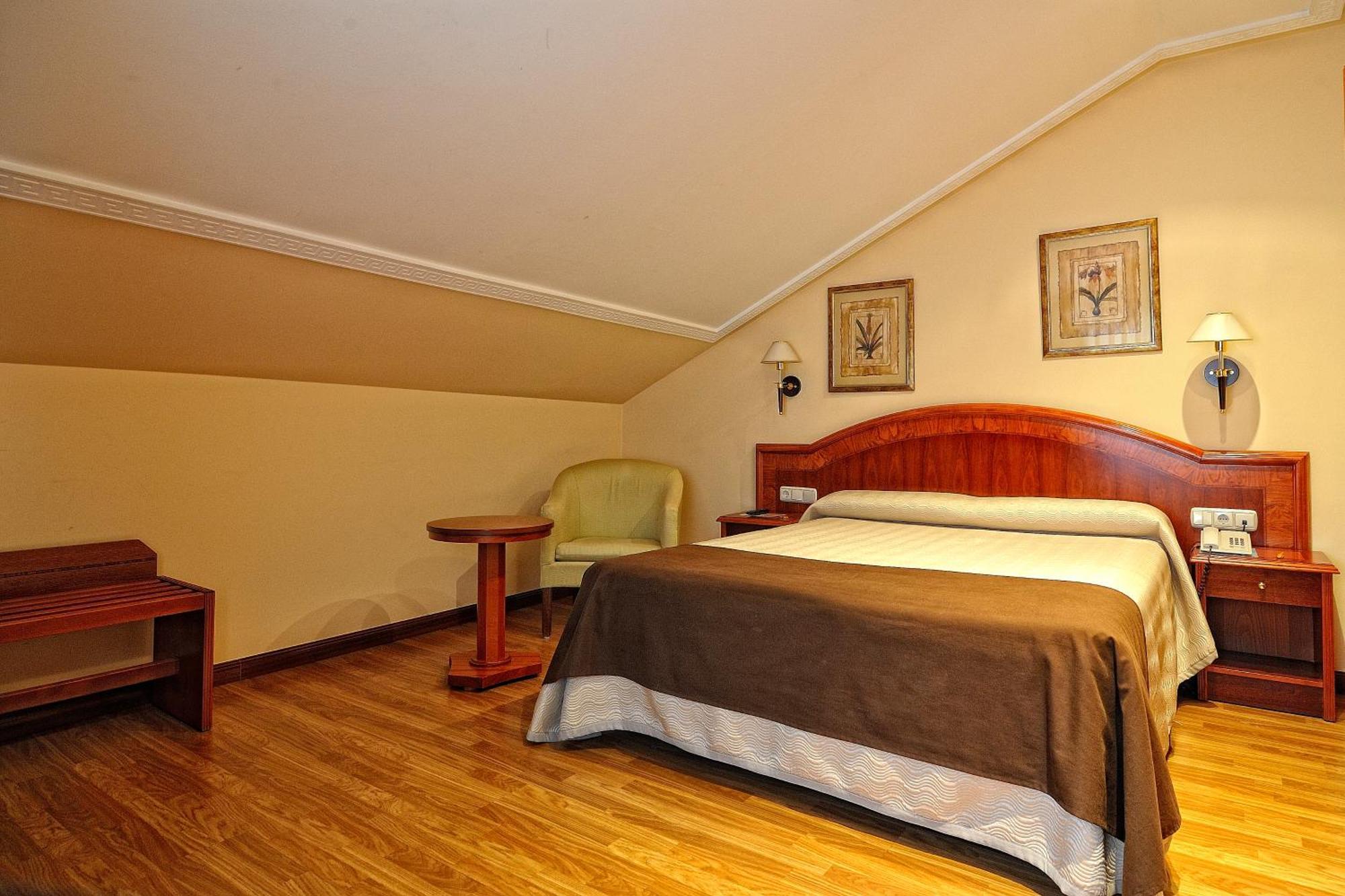 Hotel Alisi Aranda de Duero Exteriér fotografie