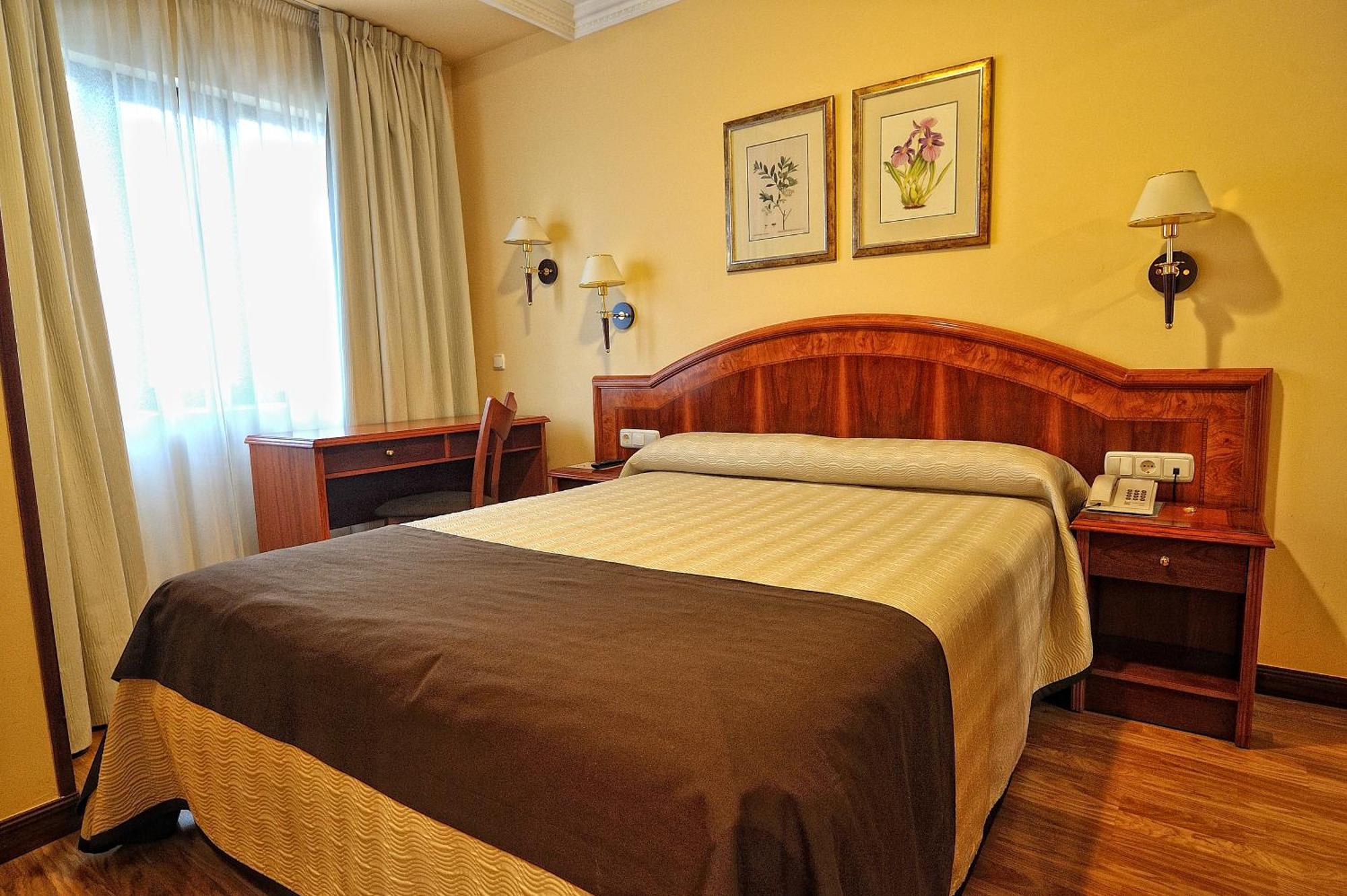 Hotel Alisi Aranda de Duero Exteriér fotografie
