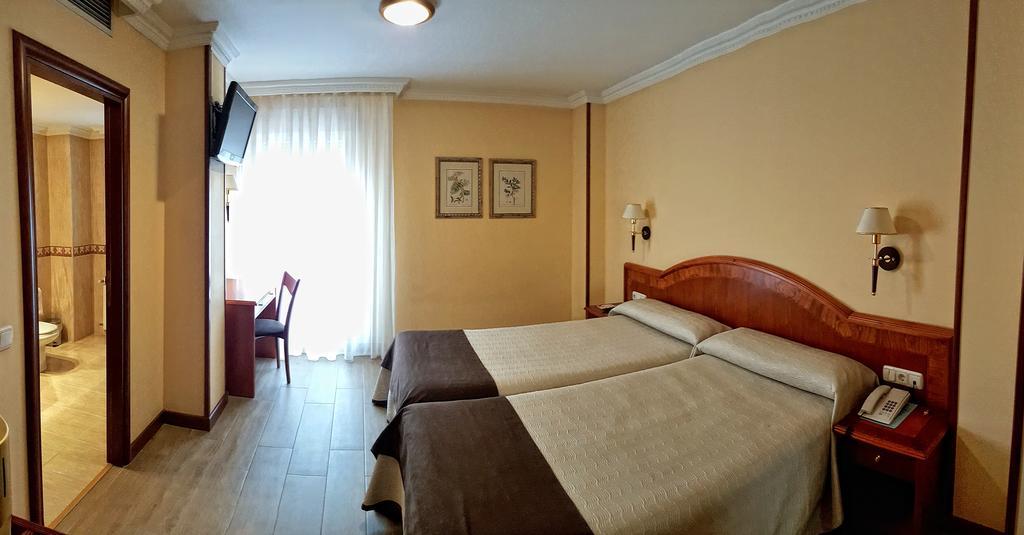 Hotel Alisi Aranda de Duero Exteriér fotografie